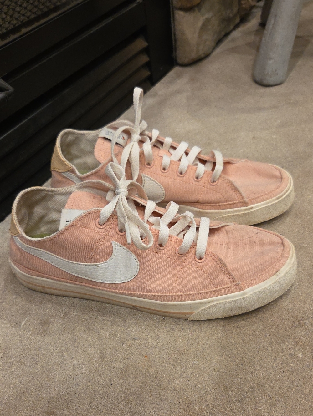 Nike Women’s Pale Pink Canvas Low-Top Sneakers with White Swoosh